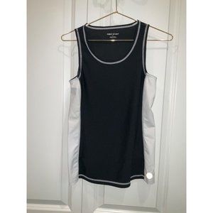Tory Sport Color block Tank Top pattern Scoop Neck size Small/Petite Black/White